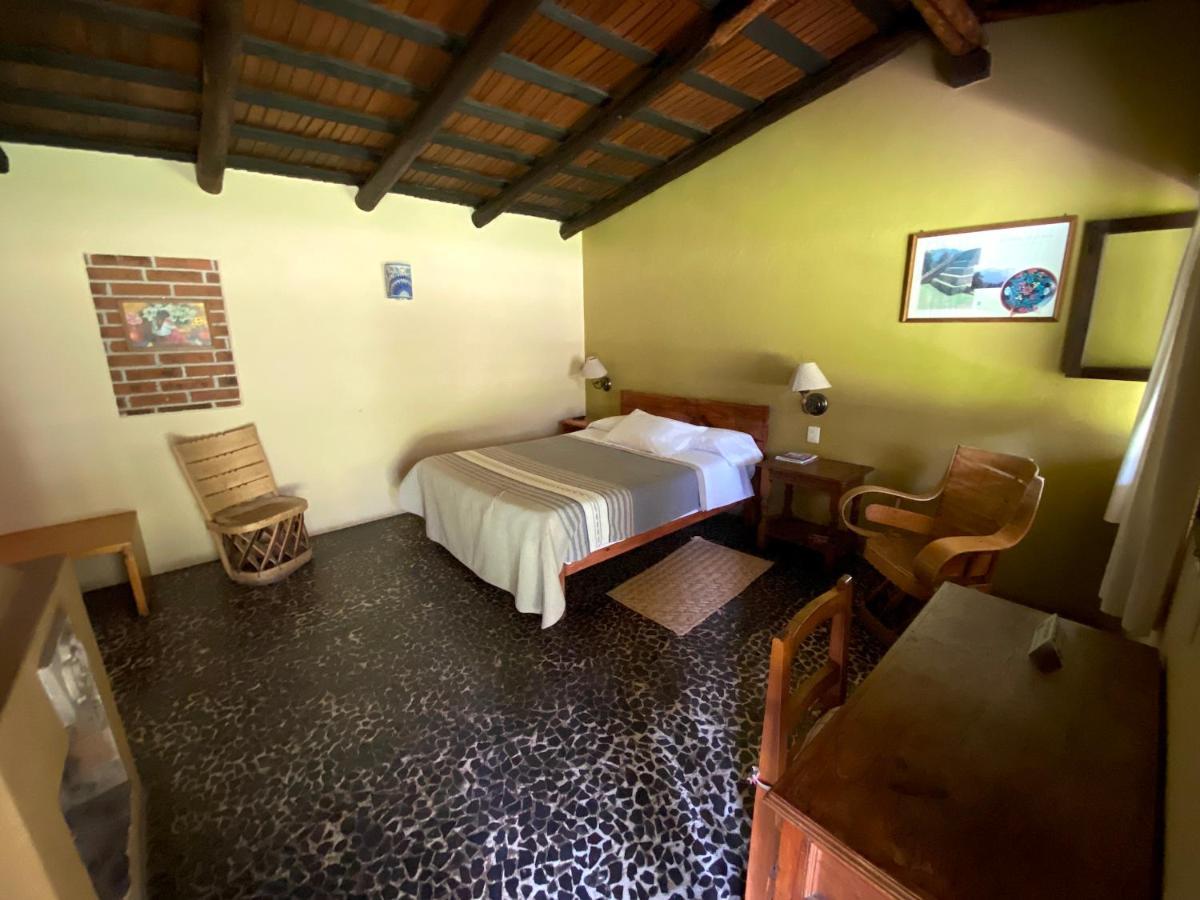 Villa Patzcuaro Garden Hotel מראה חיצוני תמונה