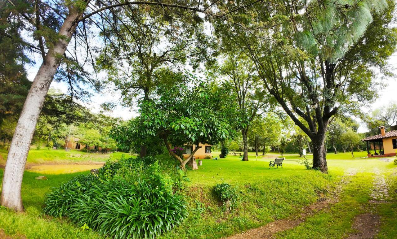 Villa Patzcuaro Garden Hotel מראה חיצוני תמונה