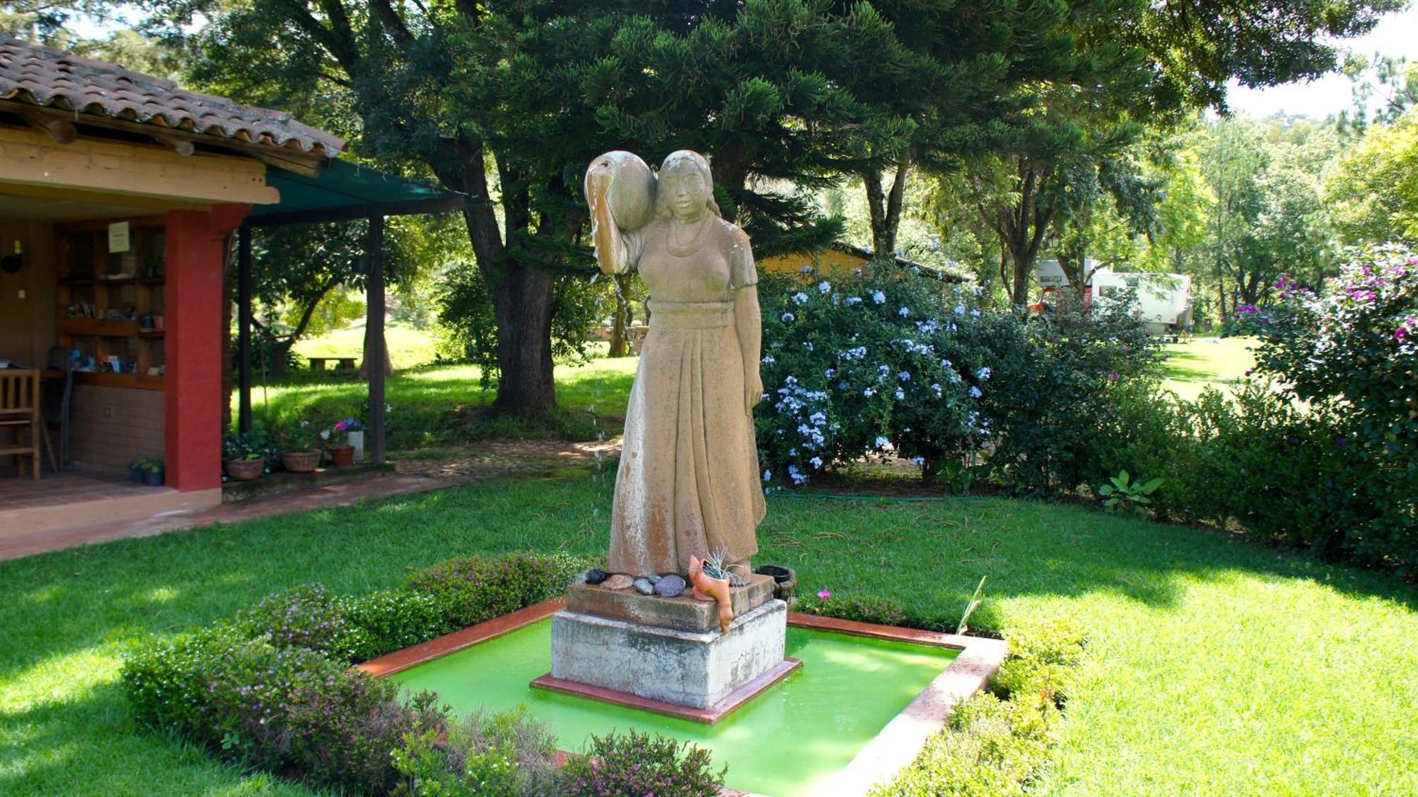 Villa Patzcuaro Garden Hotel מראה חיצוני תמונה